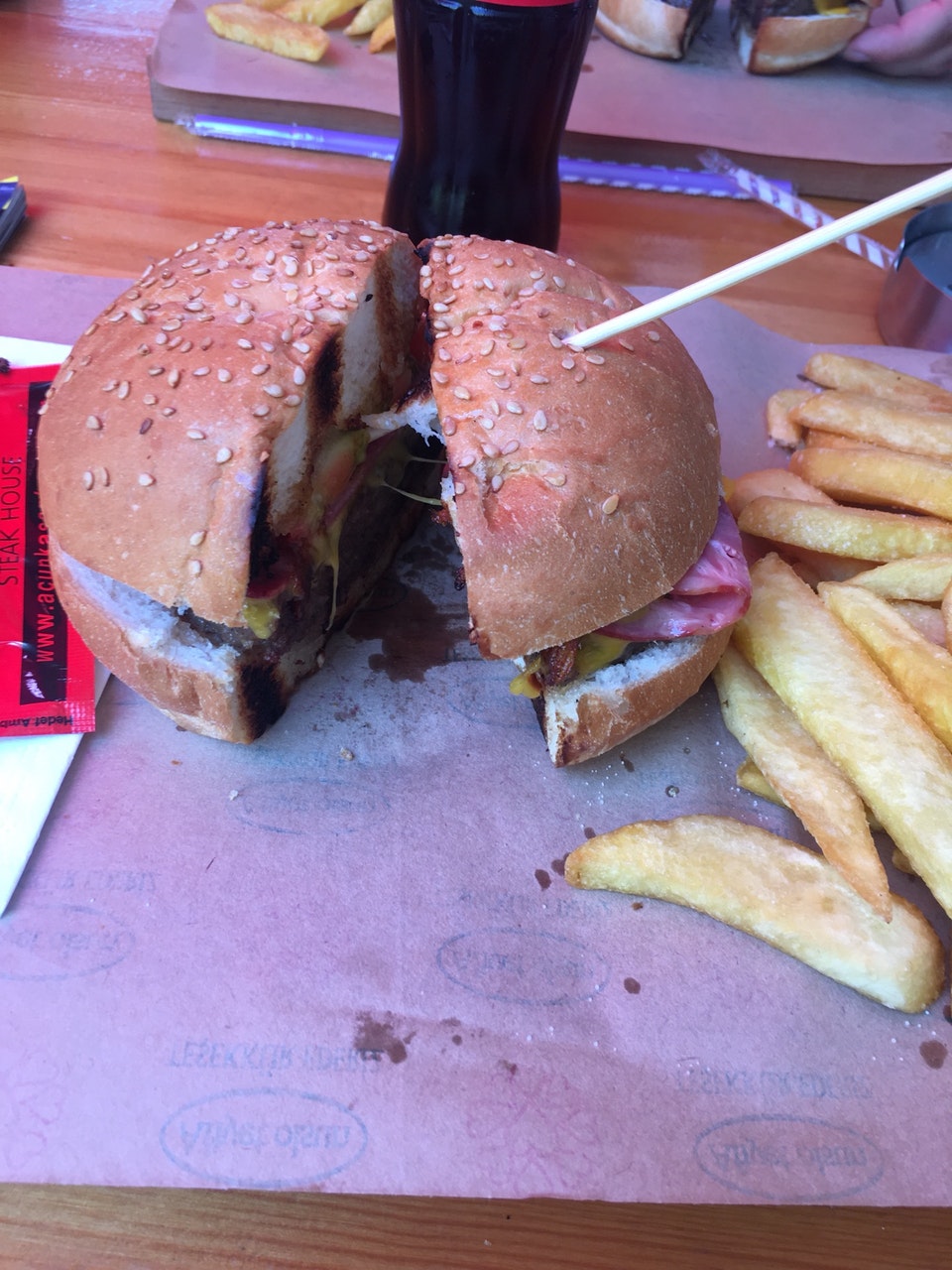 istanbul sisli acun kebap burger 3