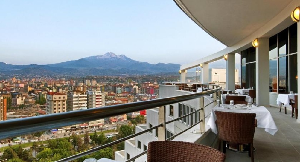 kayseri kocasinan wyndham grand otel 2