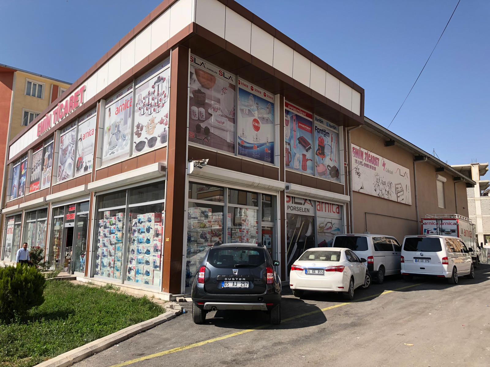 van ipekoglu emin ticaret toptan zuccaciye 3