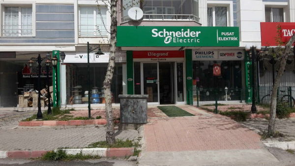 PUSAT ELEKTRİK