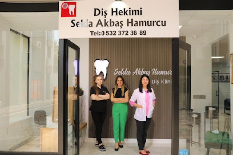 DİŞ HEKİMİ SELDA  AKBAŞ HAMURCU